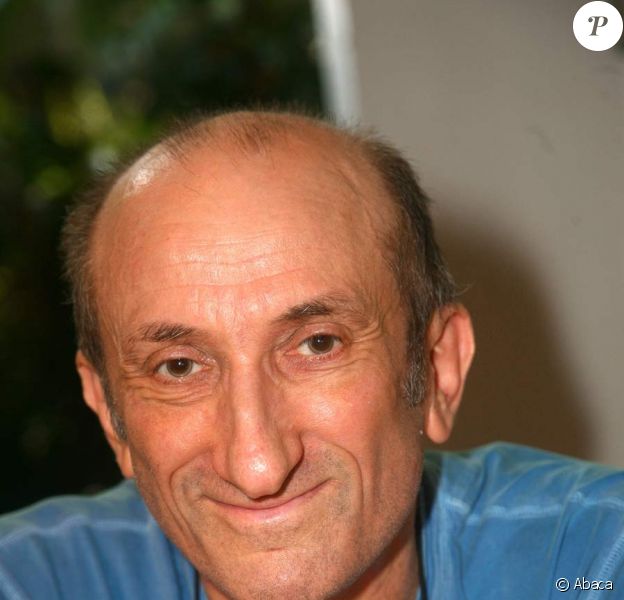 Jean Francois Derec Son Nouveau Roman Hilarant Qui N A Rien De Flou Purepeople