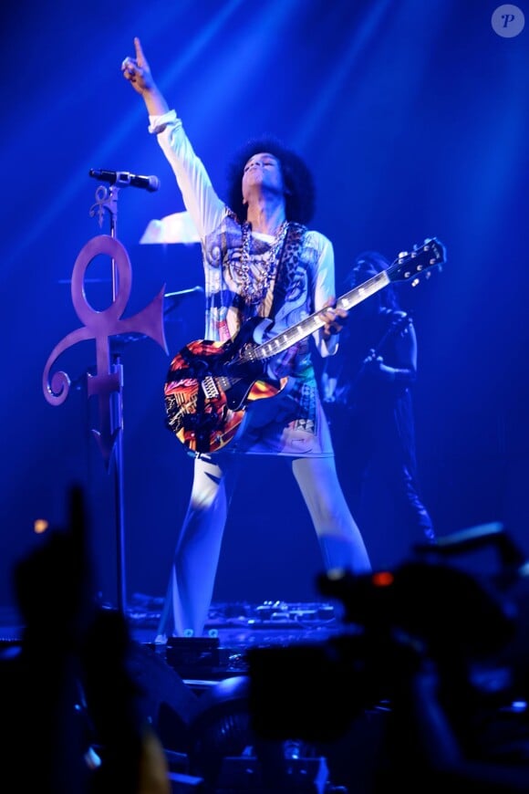 Archives - No Web No Blog - Le chanteur Prince en concert au Zénith à Paris. Le 1er juin 2014