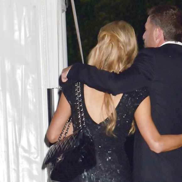 Paris Hilton et son compagnon Thomas Gross à la Soirée de pré-mariage de Nicky Hilton et James Rothschild au manoir Spencer House à Londres. Le 9 juillet 2015