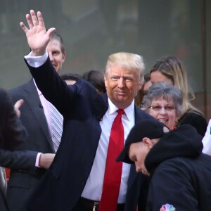 Donald Trump, candidat aux primaires du Parti républicain pour l'élection présidentielle de 2016, participe en famille à l'émission "Today" à la Trump Town Hall, Rockefeller Plaza à New York, le 21 avril 2016. © Sonia Moskowitz/Globe Photos via ZUMA Wire/Bestimage