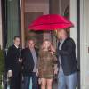 Semi-Exclusif - Mariah Carey à la sortie de l'hôtel Plaza Athénee à Paris, le 22 avril 2016.