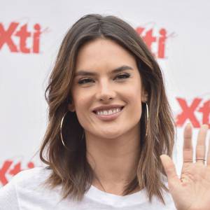 Alessandra Ambrosio au photocall de la marque de chaussures Xti à Madrid. Le 29 avril 2016