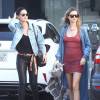 Lily Aldridge et Behati Prinsloo enceinte font du shopping entre amies à West Hollywood. Elles retrouvent plus tard Rosie Huntington-Whiteley pour déjeuner. Le 30 mars 2016  Models Lily Aldridge and pregnant Behati Prinsloo spotted out shopping in West Hollywood, California on March 30, 2016. The pair met up with fellow model/actress Rosie Huntington-Whiteley for lunch. Behati is expecting her first child with husband Adam Levine but her baby bump is barely showing.30/03/2016 - West Hollywood