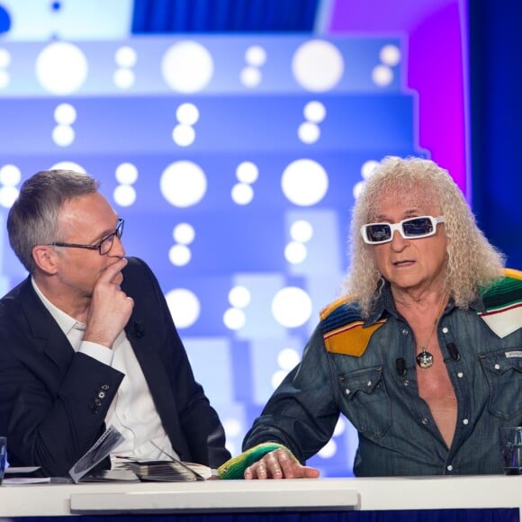 Exclusif - Michel Polnareff et Laurent Ruquier dans l'émission On n'est pas couché, sur France 2 le samedi 30 avril 2016 (tournage le jeudi 28 avril 2016), à Paris. © Cyril Moreau