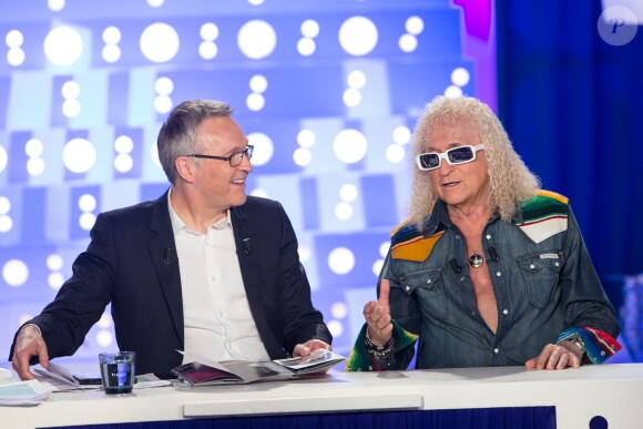 Exclusif - Michel Polnareff et Laurent Ruquier dans l'émission On n'est pas couché, sur France 2 le samedi 30 avril 2016 (tournage le jeudi 28 avril 2016), à Paris. © Cyril Moreau