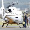 Liam Hemsworth et Miley Cyrus arrivent à l'aéroport de Brisbane en hélicoptère, le 2 mai 2016