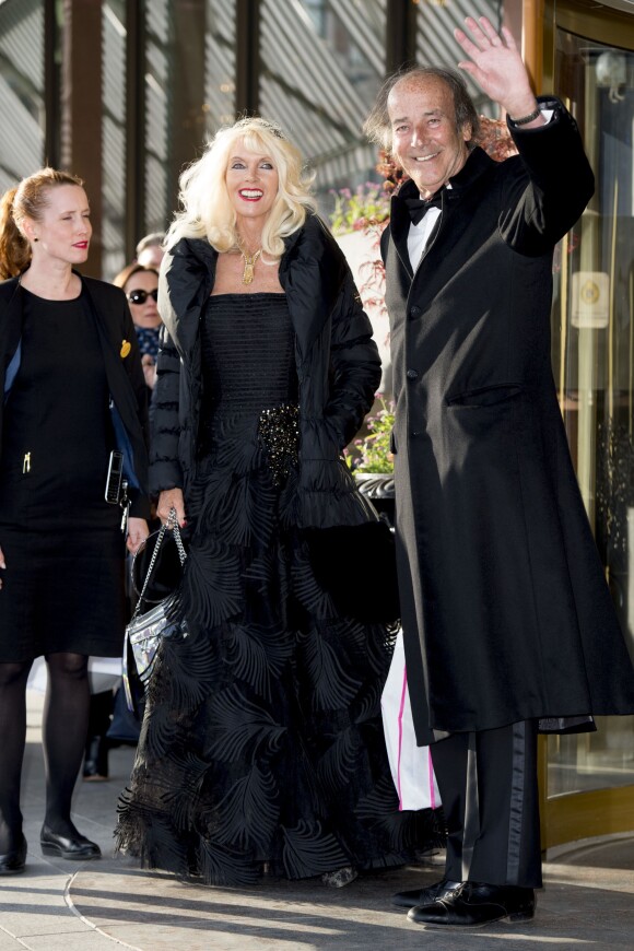 La comtesse Gunilla von Bismarck et son mari Luis Ortiz - Les invités du roi Carl Gustav de Suède arrivent au Banquet organisé en l'honneur de son 70ème anniversaire au palais royal à Stockholm le 30 avril 2016.