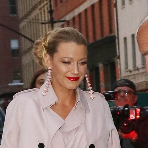 Blake Lively se rend au Met Gala 2016 à New York, le 2 mai 2016.