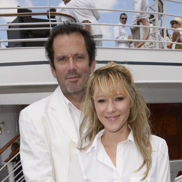 Christian Vadim et sa femme Julia Livage à la 3eme edition du Brunch Blanc "Une croisière sur la Seine" à Paris le 30 juin 2013