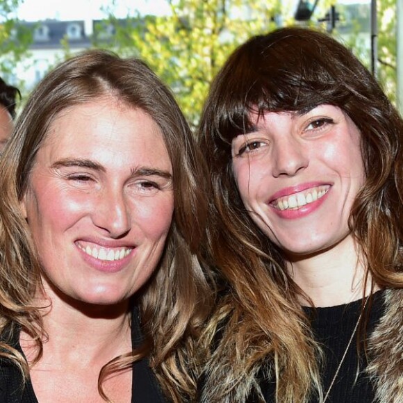 Lou Doillon et sa soeur, la réalisatrice Lola Doillon - Avant-première du film "Le Voyage de Fanny" au cinéma Publicis à Paris, le 3 mai 2016. © Giancarlo Gorassini/Bestimage