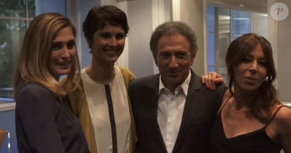 Julie Gayet, Églantine Éméyé, Michel Drucker et Rose - 6e dîner de l'association Un pas vers la vie, le 2 mai 2016 à Paris