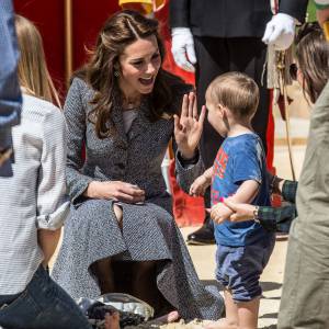 Kate Middleton inaugure le Magic Garden au palais Hampton Court à Londres. Le 4 mai 2016