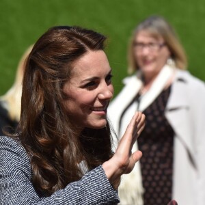 Kate Middleton inaugure le Magic Garden au palais Hampton Court à Londres. Le 4 mai 2016