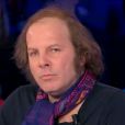 Philippe Katerine, invité dans  On n'est pas couché  sur France 2, le samedi 7 mai 2016.