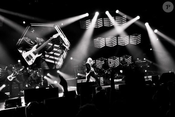 Michel Polnareff en concert à l'AccorHotels Arena de Paris le 7 mai 2016. © Cyril Moreau/Bestimage