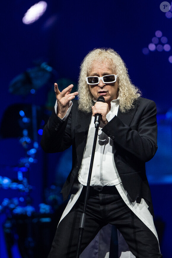 Michel Polnareff en concert à l'AccorHotels Arena de Paris le 7 mai 2016. © Cyril Moreau/Bestimage