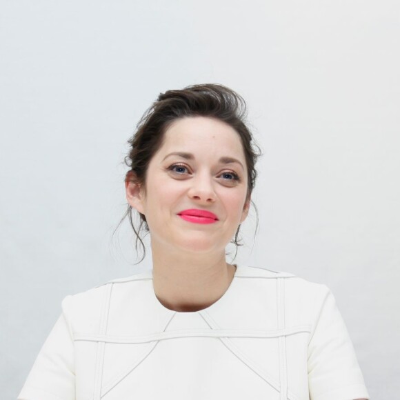 L'actrice Marion Cotillard en conférence de presse pour le film "Macbeth" à l'hôtel Four Seasons de Beverly Hills le 3 décembre 2015. Macbeth est sorti en France le 18 novembre 2015. © HT/Bestimage