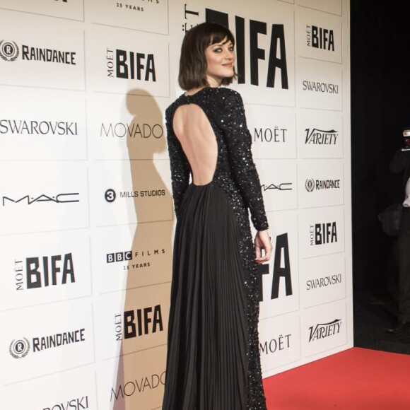 Marion Cotillard assiste aux MOËT British Independent Film Awards 2015 à Londres. Le 6 décembre 2015.