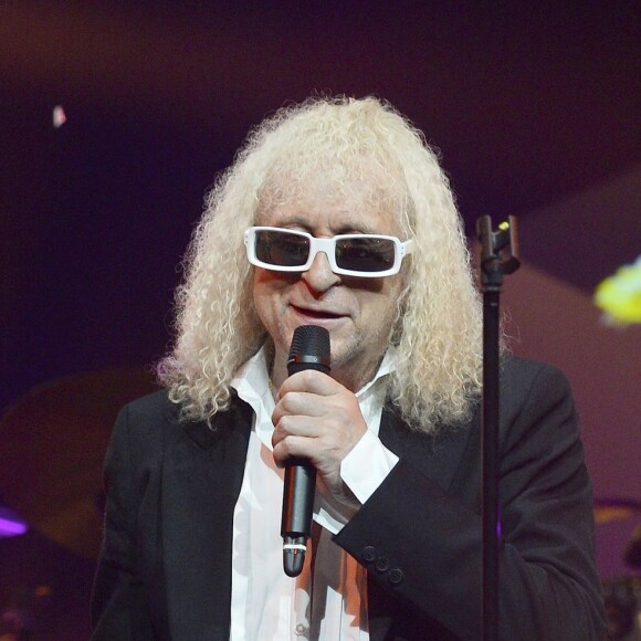 Michel Polnareff et son fils Louka - Jour 4 - Concert de Michel Polnareff à l'AccorHotels Arena de Paris le 11 mai 2016. © Coadic Guirec/Bestimage