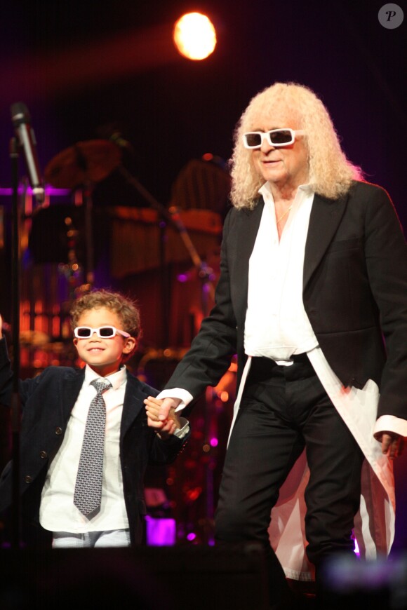 Michel Polnareff et son fils Louka - Jour 3 - Concert de Michel Polnareff à l'AccorHotels Arena de Paris le 10 mai 2016.10/05/2016 - Paris