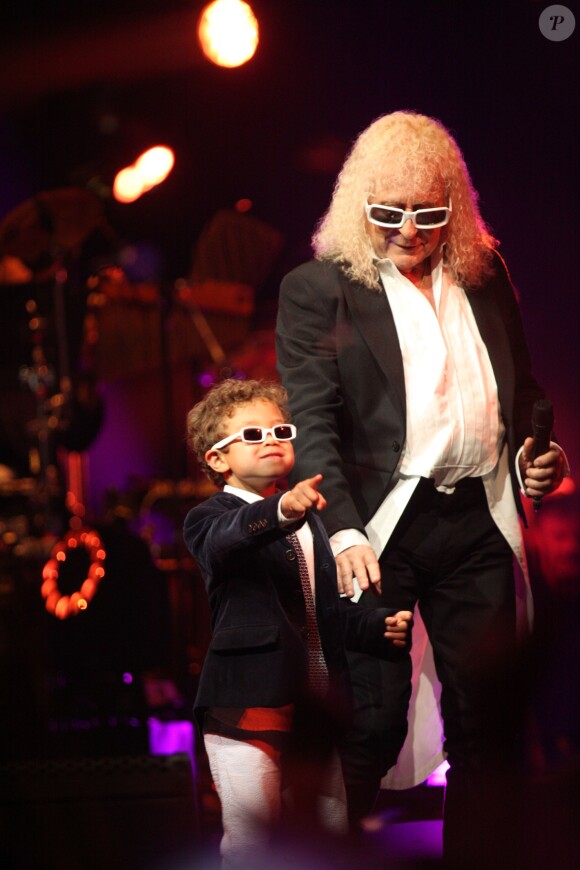 Michel Polnareff et son fils Louka - Jour 3 - Concert de Michel Polnareff à l'AccorHotels Arena de Paris le 10 mai 2016.10/05/2016 - Paris