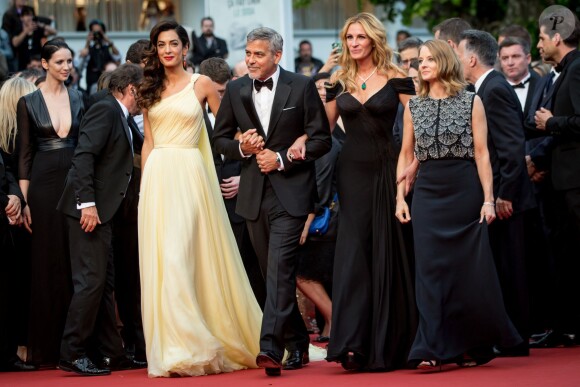 Amal Alamuddin Clooney (bijoux Cartier), son mari George Clooney, Julia Roberts et Jodie Foster - Montée des marches du film "Money Monster" lors du 69ème Festival International du Film de Cannes. Le 12 mai 2016. © Borde-Jacovides-Moreau/Bestimage