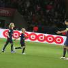 Zlatan Ibrahimovic a quitté le terrain peu avant la fin du match PSG - Nantes le 14 mai 2016 au Parc des Princes en compagnie de ses fils Maximilian (9 ans, cheveux longs, portant le maillot floqué "Legend") et Vincent (8 ans, portant le maillot floqué "King"), faisant ses adieux au Parc des Princes et à la Ligue 1.