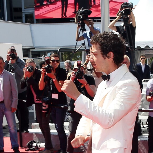 Shia LaBeouf - Montée des marches du film "American Honey" lors du 69ème Festival International du Film de Cannes. Le 15 mai 2016. © Borde-Jacovides-Moreau/Bestimage