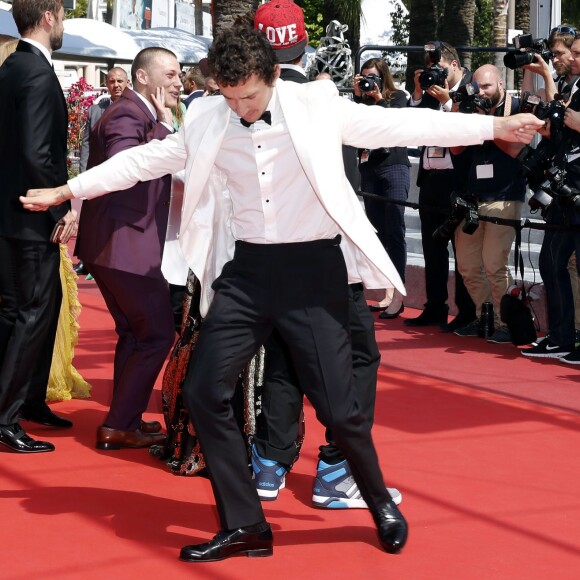 Shia LaBeouf - Montée des marches du film "American Honey" lors du 69ème Festival International du Film de Cannes. Le 15 mai 2016. © Borde-Jacovides-Moreau/Bestimage