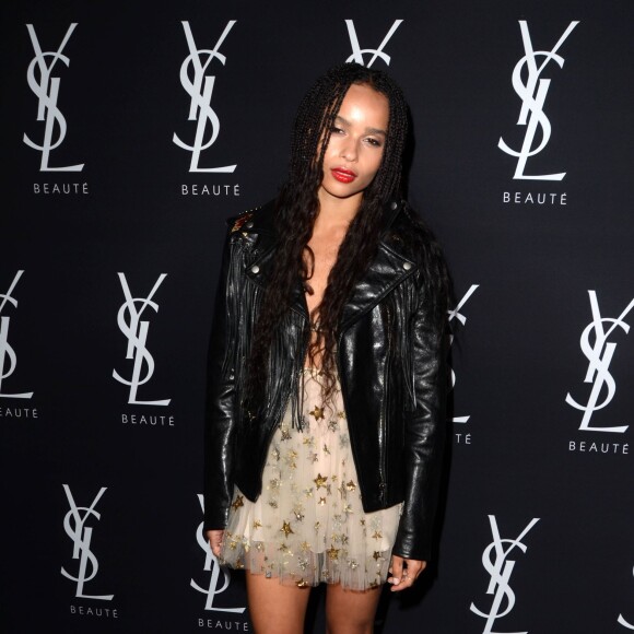 Zoë Kravitz, ambassadrice de YSL Beauté, assiste à la soirée de lancement du Mascara Vinyl Couture au Gibson Brands. Los Angeles, le 18 mai 2016.