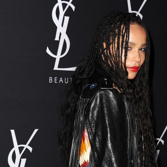 Zoë Kravitz, ambassadrice de YSL Beauté, assiste à la soirée de lancement du Mascara Vinyl Couture au Gibson Brands. Los Angeles, le 18 mai 2016.