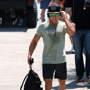 Zac Efron sur le tournage de 'Baywatch' sur l'île de Tybee en Géorgie, le 29 avril 2016