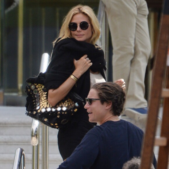 Heidi Klum et son compagnon Vito Schnabel arrivent à l'hôtel du Cap-Eden-Roc à l'occasion du 69ème Festival International du Film de Cannes le 18 mai 2016