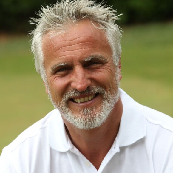 David Ginola lors de la 4e édition de la Mapauto Golf Cup au Golf Old course à Mandelieu-la-Napoule, le 12 juin 2015. L'ex-footballeur a été victime d'un arrêt cardiaque le 19 juin 2016 à Mandelieu.