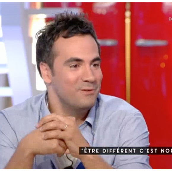 Alex Goude évoque son départ d'M6 dans l'émission "C à vous" sur France 5 . Le 20 mai 2016.