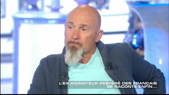 Vincent Lagaf' parle de ses parents biologiques, le 21 mai 2016 dans Salut les Terriens sur Canal+.