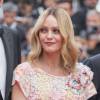 Vanessa Paradis en Chanel - Montée des marches du film "Café Society" pour l'ouverture du 69e Festival International du Film de Cannes. Le 11 mai 2016. © Borde-Jacovides-Moreau/Bestimage