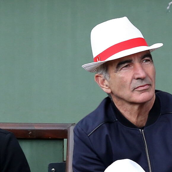 Raymond Domenech dans les tribunes des Internationaux de France de tennis de Roland-Garros à Paris le 23 mai 2016. © Dominique Jacovides/Bestimage