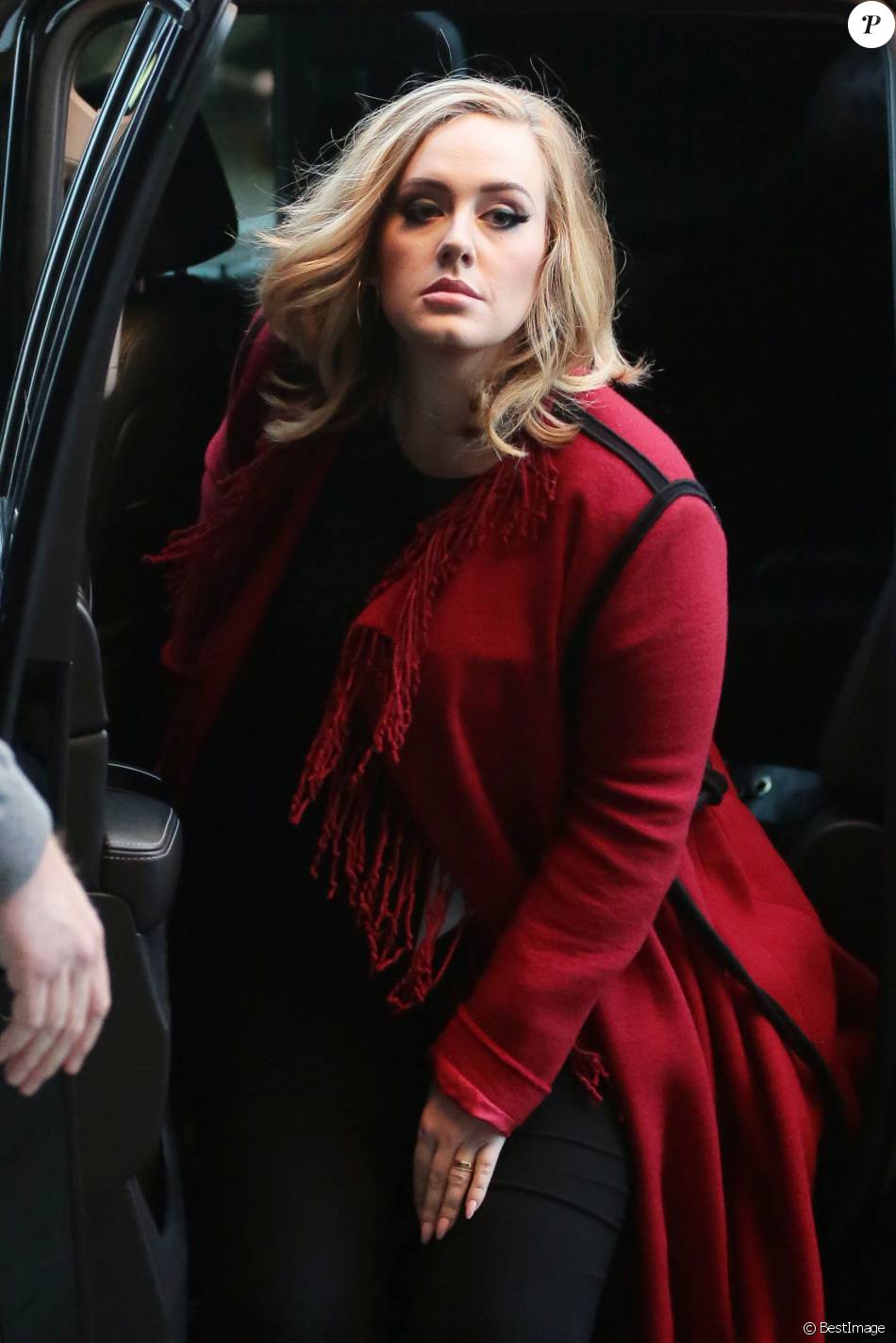 Adele à New York le 20 novembre 2015. Purepeople