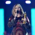 Adele (Meilleure artiste féminine anglaise, Meilleur single anglais de l'année pour "Hello", Meilleur album britannique pour "25", prix d'honneur) - Cérémonie des BRIT Awards 2016 à l'O2 Arena à Londres, le 24 février 2016.