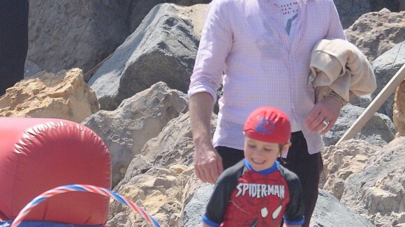Robert Downey Jr. et Exton, 4 ans : Iron Man s'éclate avec son Spider-fiston