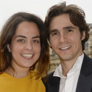 Anouchka Delon et son compagnon Julien Dereims - Cérémonie de remise des insignes de Chevalier de la Légion d'Honneur à Kenzo Takada par Laurent Fabius (président du Conseil constitutionnel) au Conseil constitutionnel à Paris, le 2 juin 2016. © Baldini/Bestimage