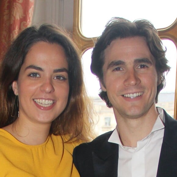 Anouchka Delon et son compagnon Julien Dereims - Cérémonie de remise des insignes de Chevalier de la Légion d'Honneur à Kenzo Takada par Laurent Fabius (président du Conseil constitutionnel) au Conseil constitutionnel à Paris, le 2 juin 2016. © Baldini/Bestimage