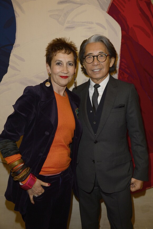 Caroline Loeb et Kenzo Takada - Cérémonie de remise des insignes de Chevalier de la Légion d'Honneur à Kenzo Takada par Laurent Fabius (président du Conseil constitutionnel) au Conseil constitutionnel à Paris, le 2 juin 2016. © Coadic Guirec/Bestimage