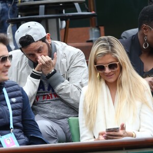 Cyril Hanouna et son fils Lino - People dans les tribunes des internationaux de France de Roland Garros à Paris le 4 juin 2016. © Moreau - Jacovides / Bestimage