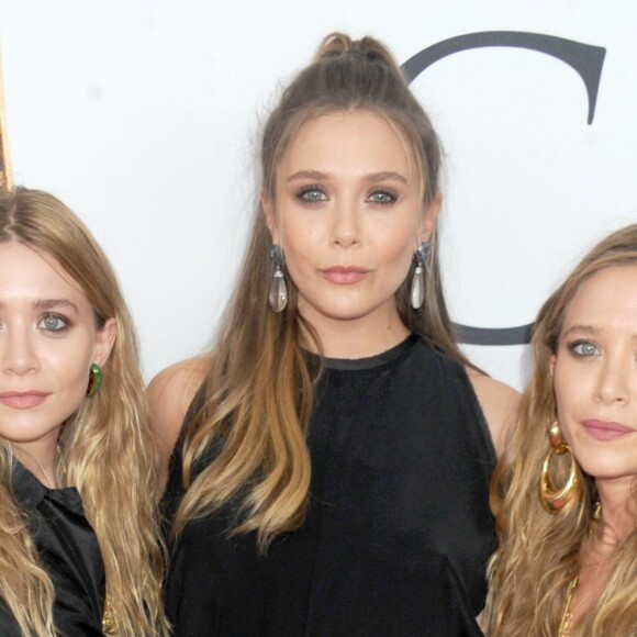 Ashley, Elizabeth et Mary-Kate Olsen aux CFDA Fashion Awards le 6 juin 2016 à New York