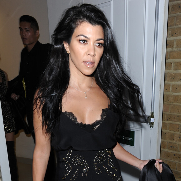 Kourtney Kardashian lors d'une soirée organisée chez Jimmy Carr à Londres, le 6 juin 2016.