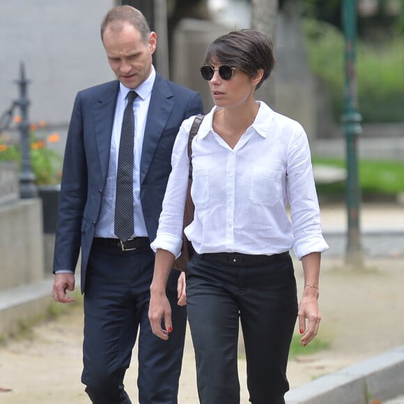 Fabien Namias et Alessandra Sublet - Obsèques d'Emmanuel Maubert au cimetière du Père-Lachaise à Paris le 8 juin 2016. © Agence/Bestimage