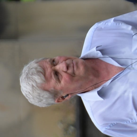 Bruno Masure - Obsèques d'Emmanuel Maubert au cimetière du Père-Lachaise à Paris le 8 juin 2016. © Agence/Bestimage