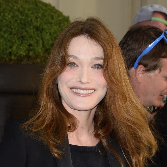 Carla Bruni-Sarkozy - Dîner d'ouverture au profit de l'association "Enfants du soleil" pendant le 30ème Festival du film de Cobourg en France le 9 juin 2016. © Coadic Guirec/Bestimage